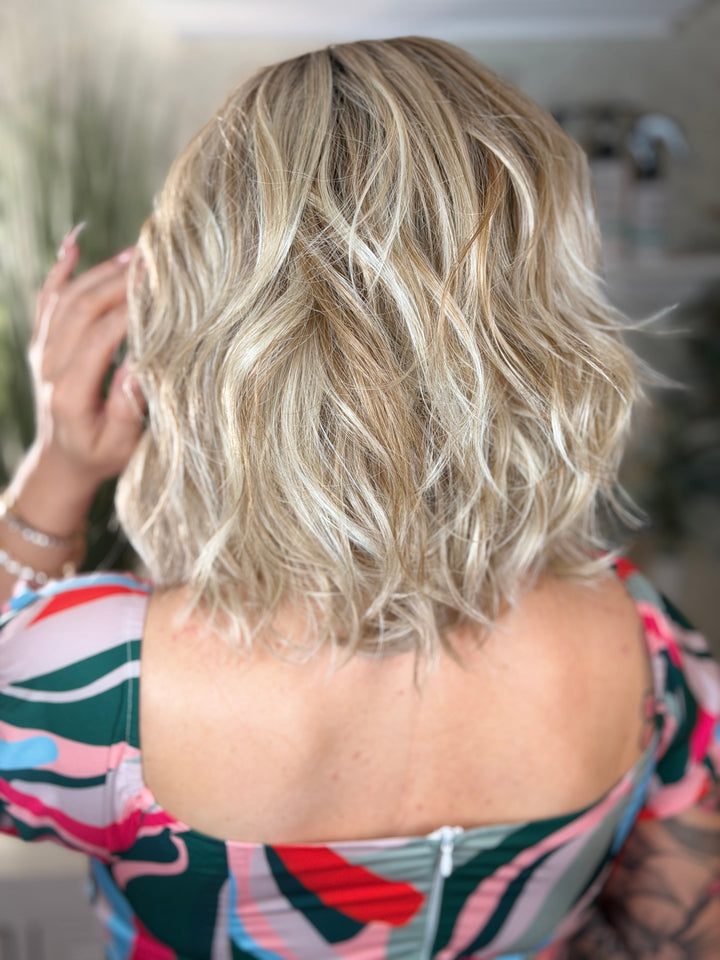 FLIRT ALERT - Sandy Blonde