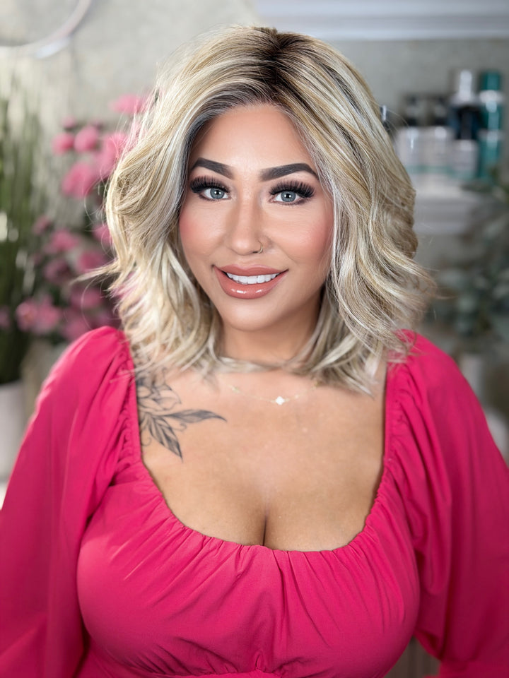 WELL VERSED - Sandy Blonde