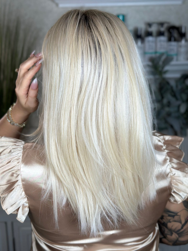 INFINITE LOVE - Hollywood Blonde