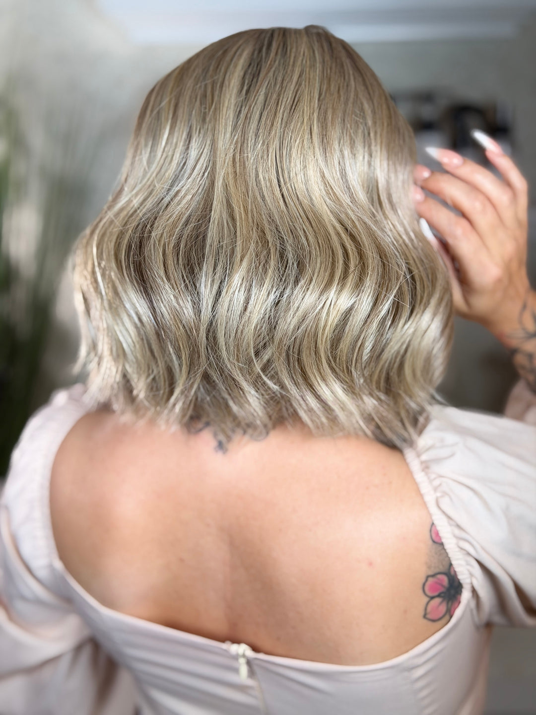 JUST THRIVE - Soft Beige Blonde