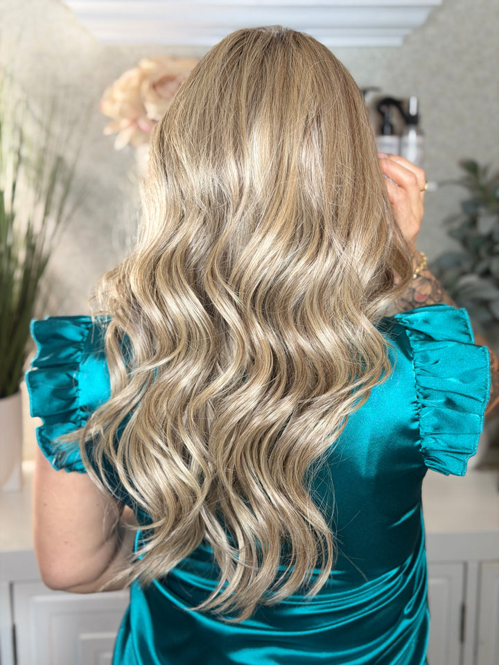 PRETTY POISON - Soft Beige Blonde