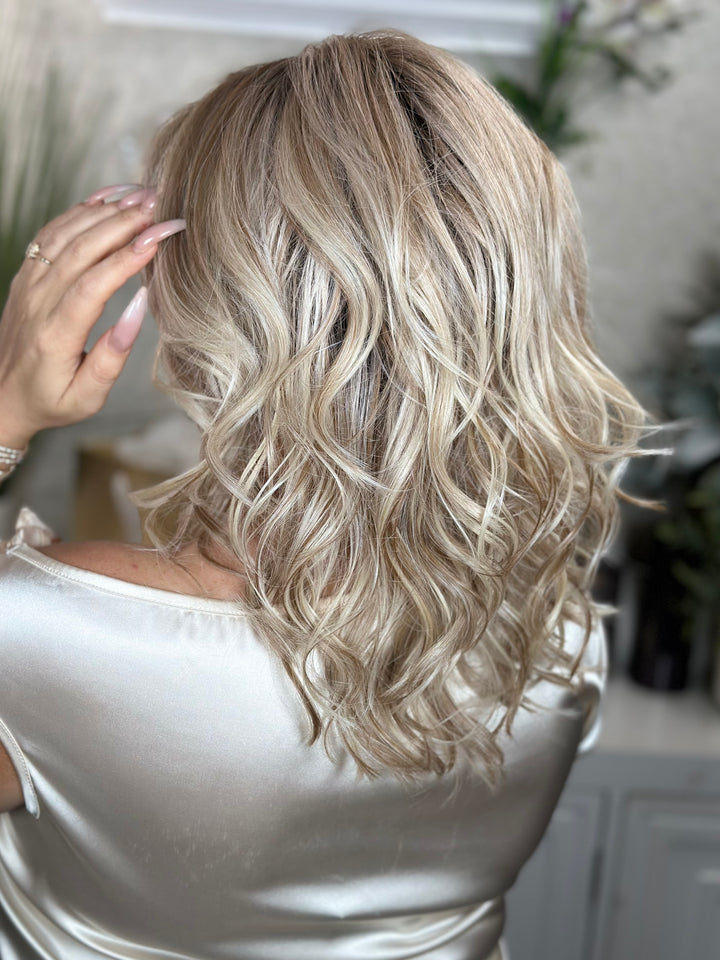 FIRST CHOICE - Neutral Sand Blonde