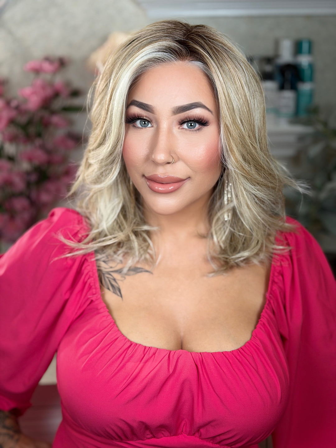 PERFECTLY POISED - Sandy Blonde