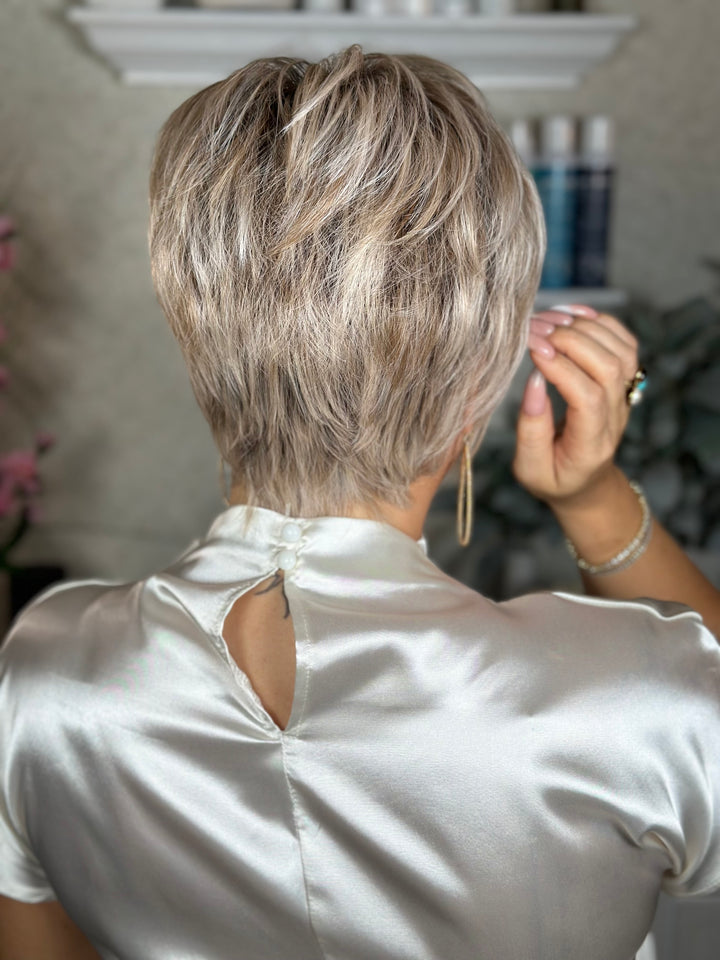 BEACH CLUB - Neutral Sand Blonde