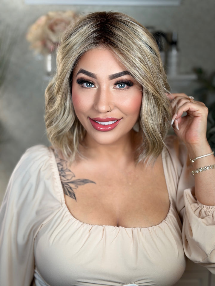 JUST THRIVE - Soft Beige Blonde