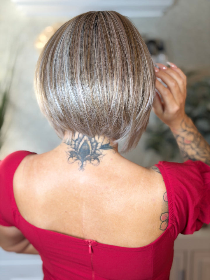 LEVEL UP - Legacy Blonde