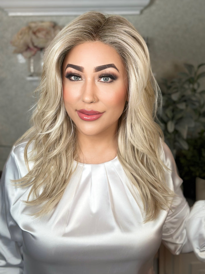 SECRET LIASON - Paparazzi Blonde