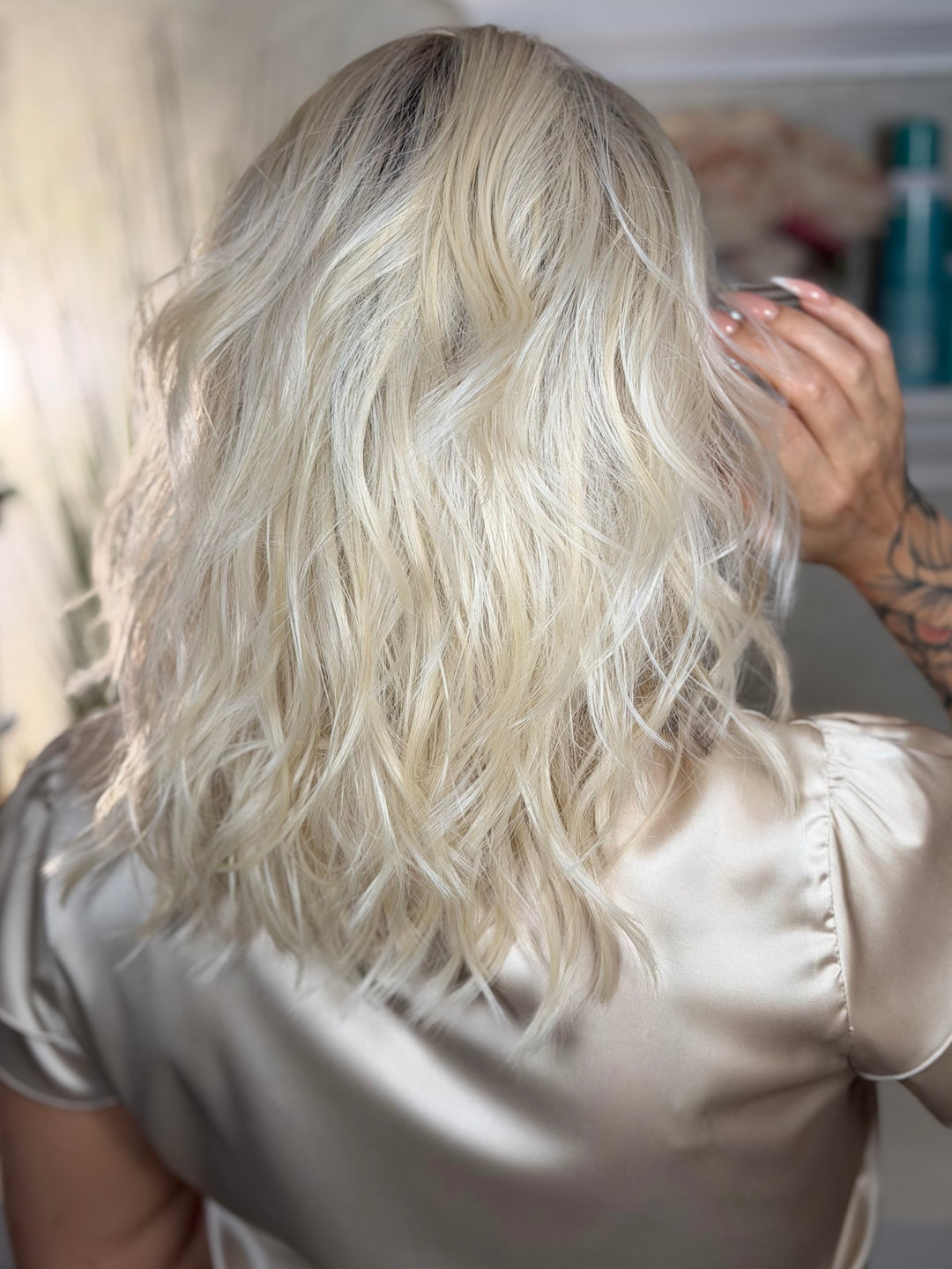 PRETTY POMP - Swedish Blonde