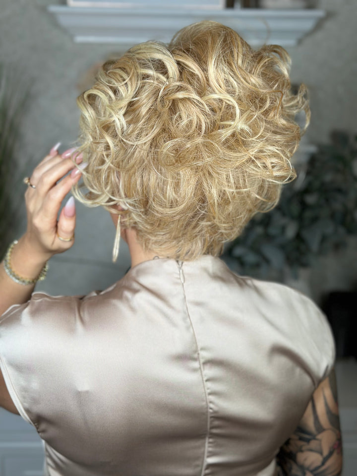 SASSY MISFIT - Cashmere Cream*