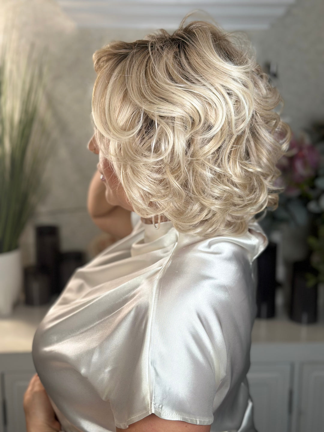 TENDER WHISPERS - Paparazzi Blonde