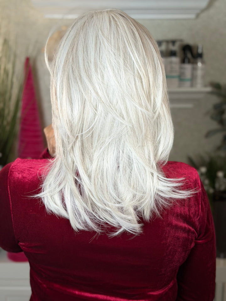 CANDID CONVO - Burnished Snow