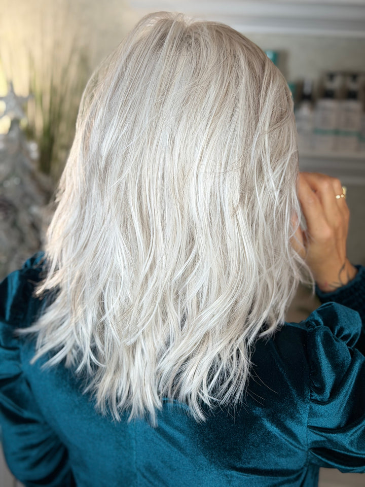 LUCKY BREAK - Burnished Snow