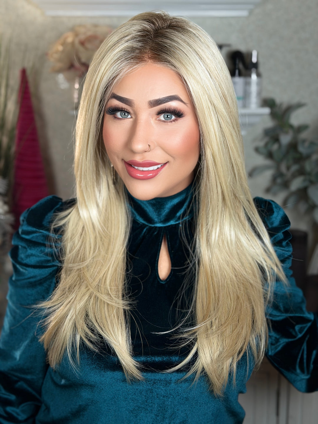 QUEEN OF HEARTS - Macadamia Blonde