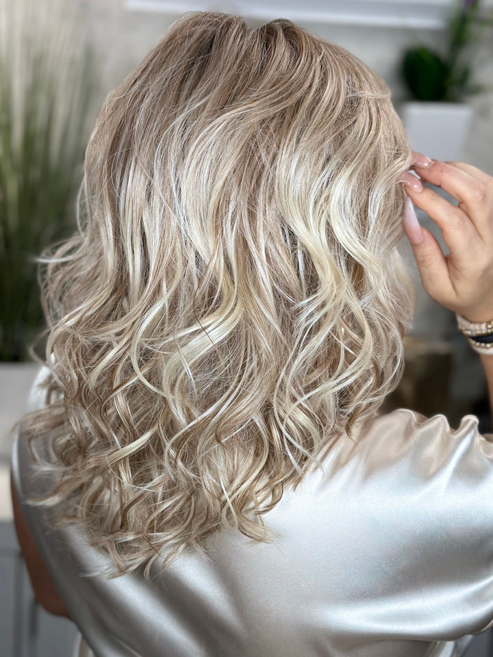 FIRST CHOICE - Neutral Sand Blonde