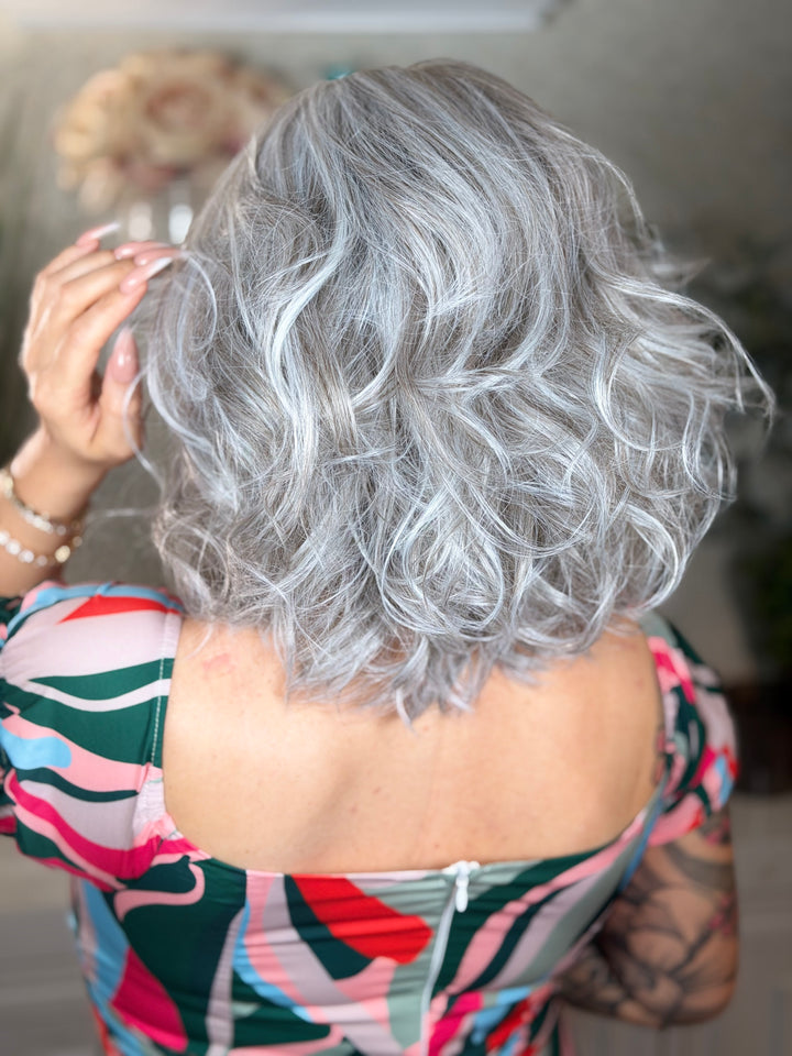 PLAYFUL TEASE - Burnished Grey