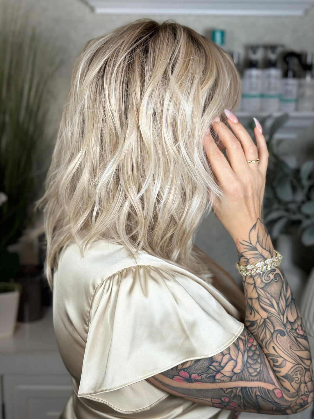 PRETTY POMP - Paparazzi Blonde