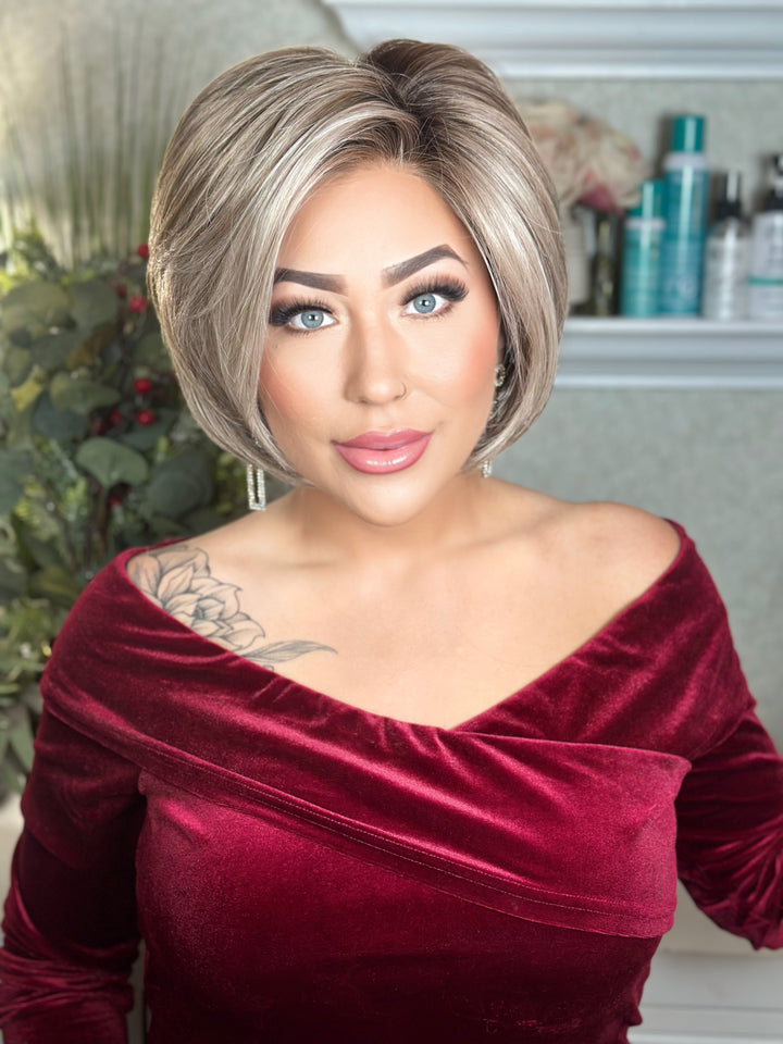 HIGH PROFILE - Sandy Silver