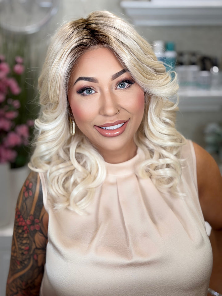 HOT COMMODITY - Hollywood Blonde