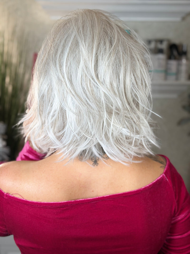 CALLING COMPLIMENTS - Burnished Snow