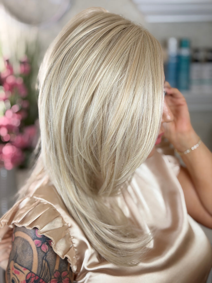 PRETTY PRIVILEGE - Moonstone Blonde (NR)
