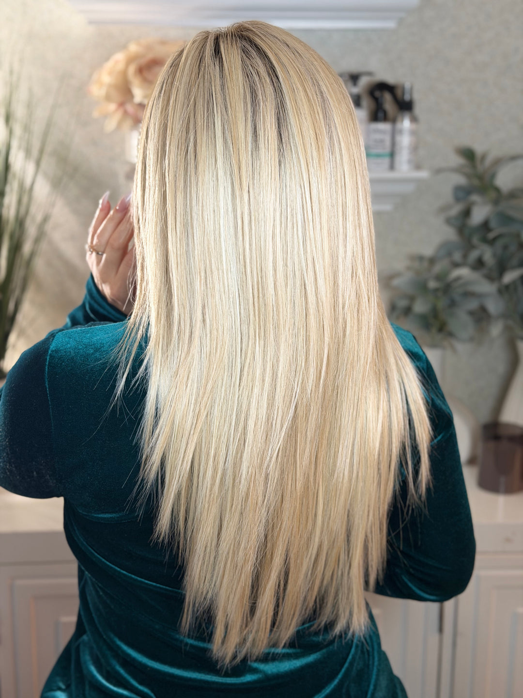 RUNWAY MODEL - Macadamia Blonde