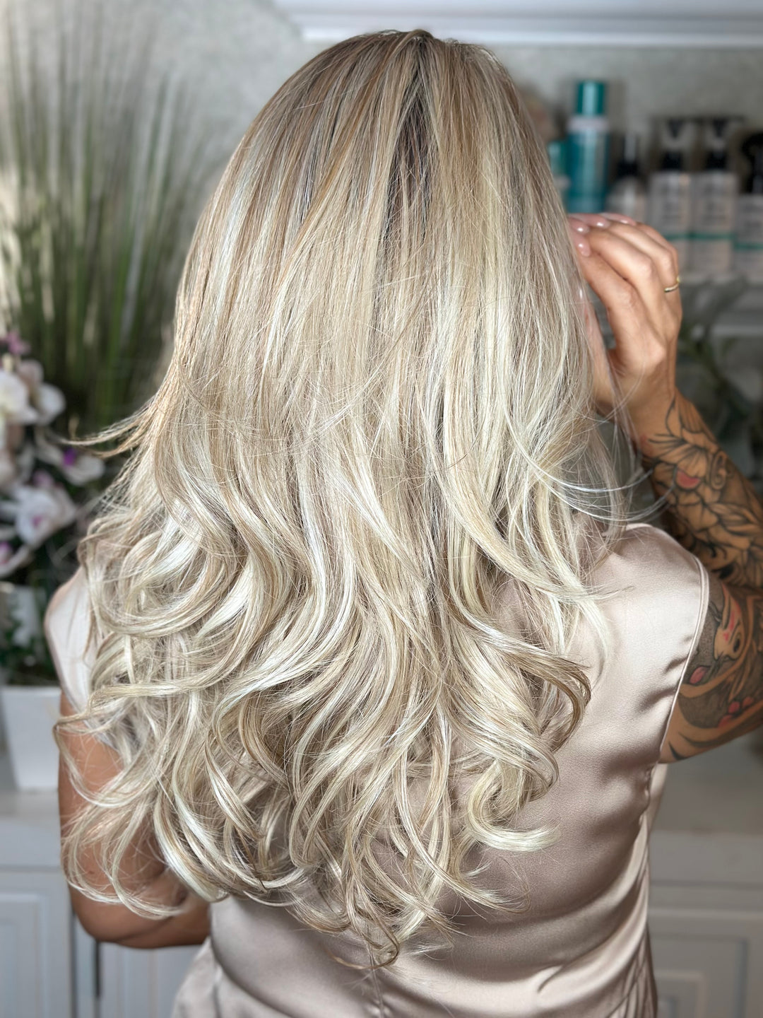 DIRTY SECRET - Executive Blonde