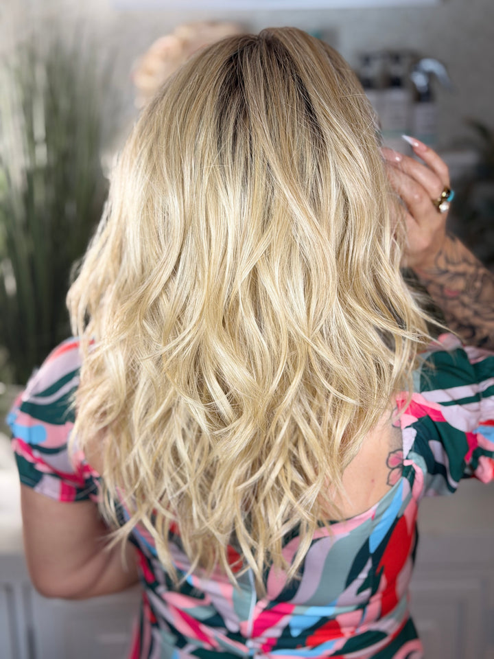 WORLD FAMOUS - Buttercream Blonde
