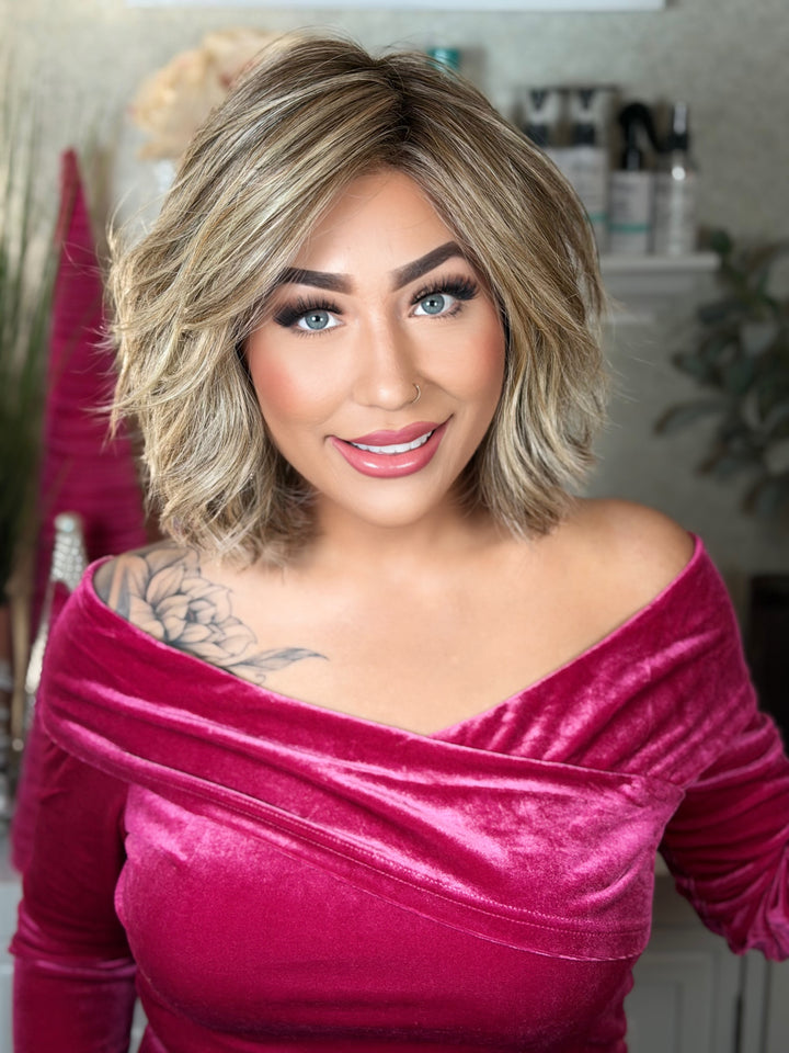 CALLING COMPLIMENTS - Almond Latte