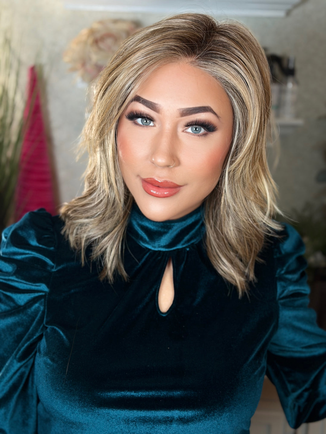 LUCKY BREAK - Almond Latte