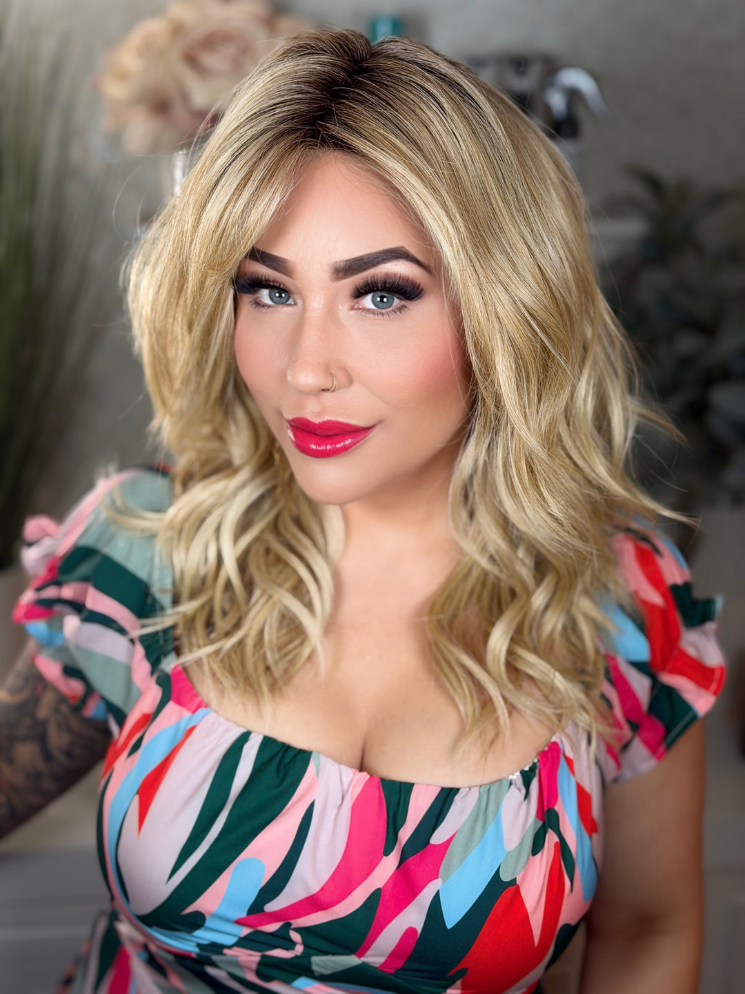 WORLD FAMOUS - Buttercream Blonde