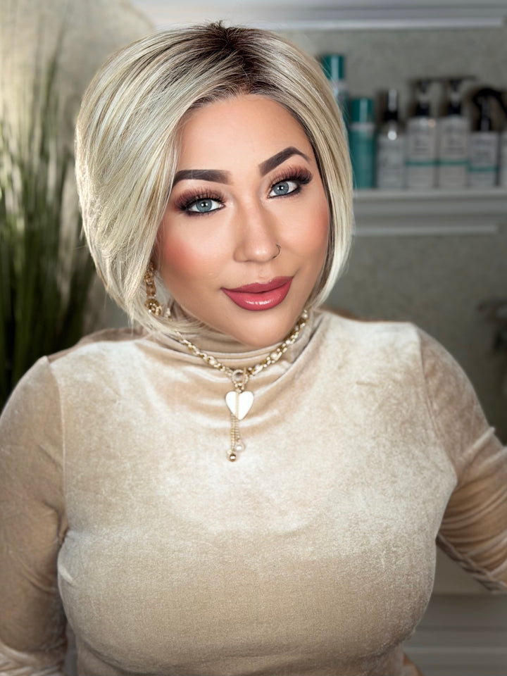 THE BOBBIEJO - Executive Blonde