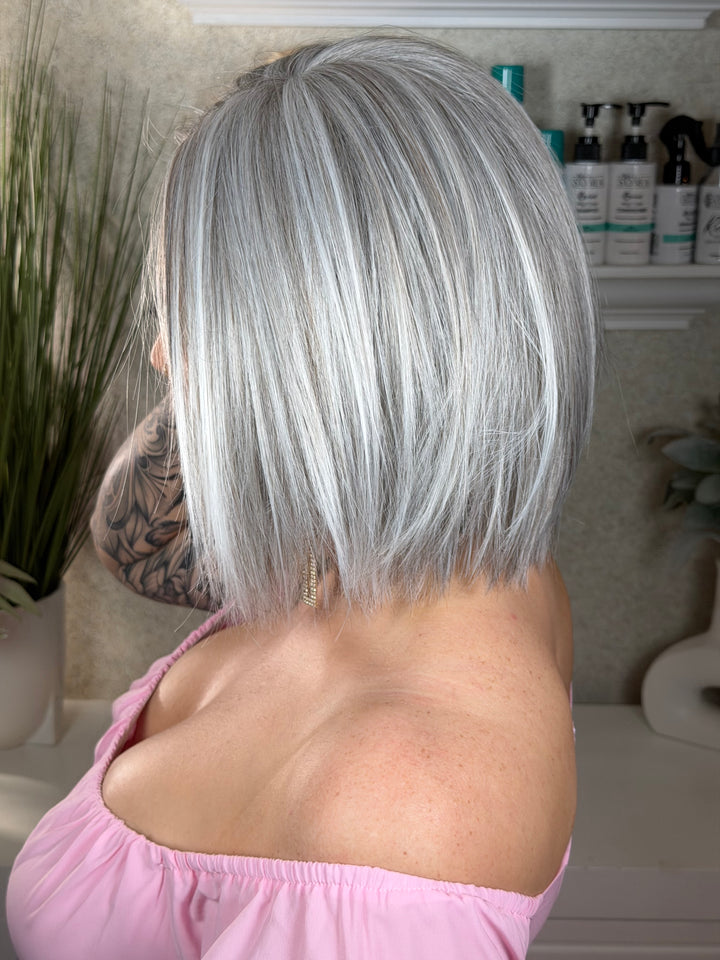 CLASS ACT - Sugared Grey