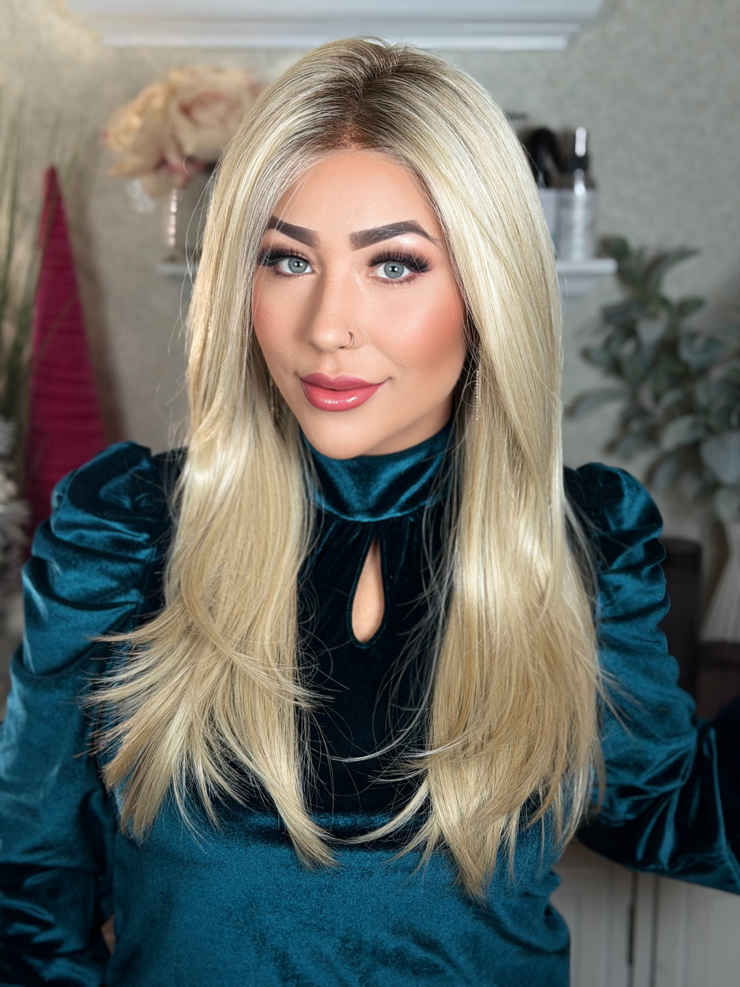 QUEEN OF HEARTS - Macadamia Blonde