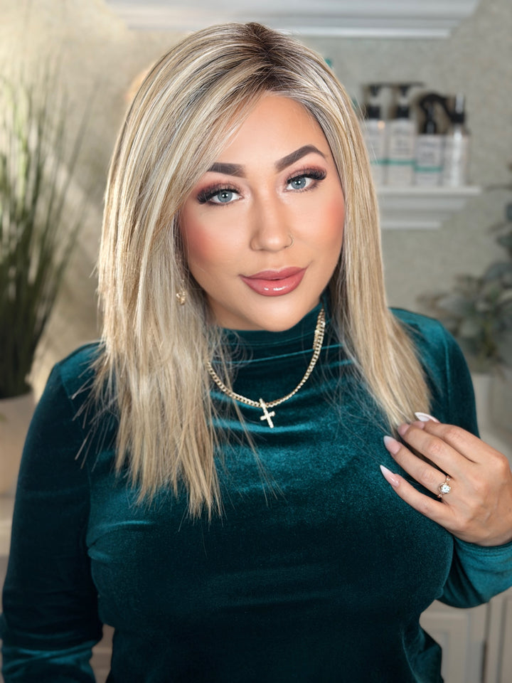 RUNWAY WALK - Sandy Blonde