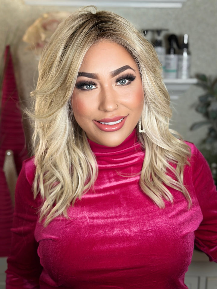 TOTAL SEDUCTION - Paparazzi Blonde