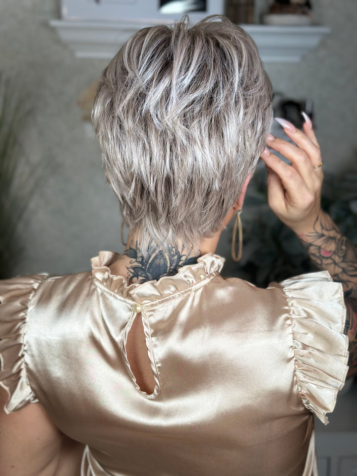 FEELING FAB - Dove Grey