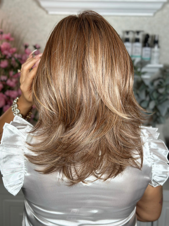 ELEGANCE AWAITS - Toasted Almond