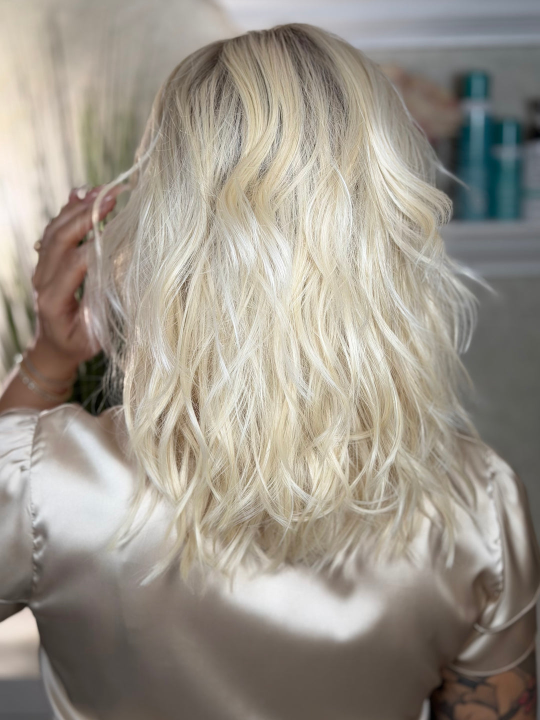 PRETTY POMP - Swedish Blonde