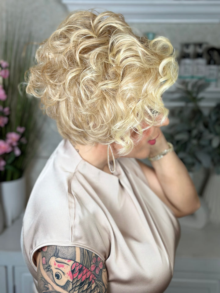 SASSY MISFIT - Cashmere Cream*