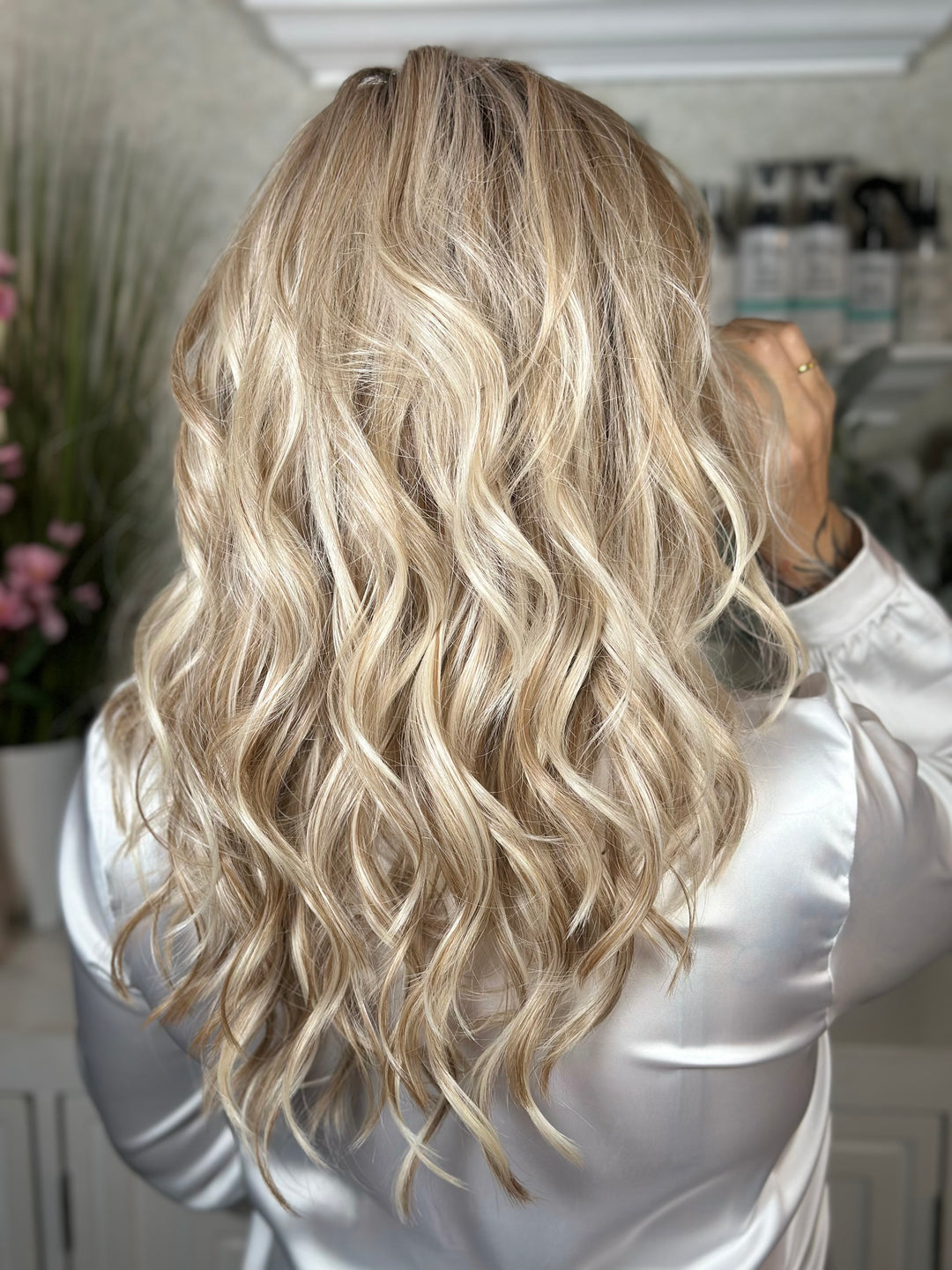 WINNERS CIRCLE - Neutral Sand Blonde