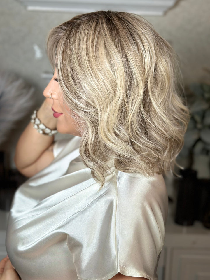 COASTAL CHARM - Toasted Coconut Blonde