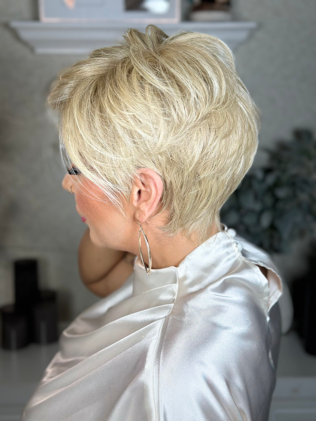 VANITY FAIRE - Cream Sugar Blonde