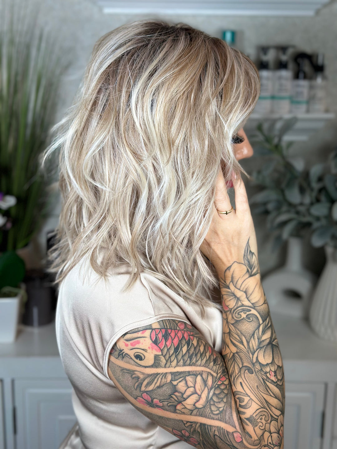PRETTY POMP - Neutral Sand Blonde