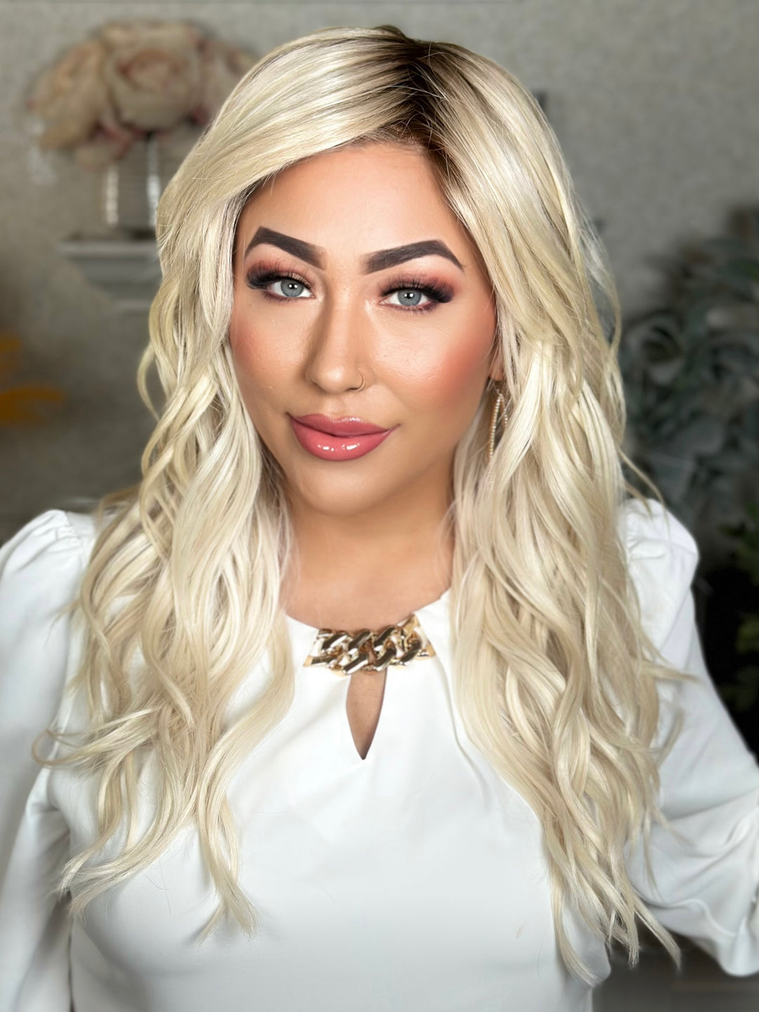 SWEET ROMANCE - Hollywood Blonde