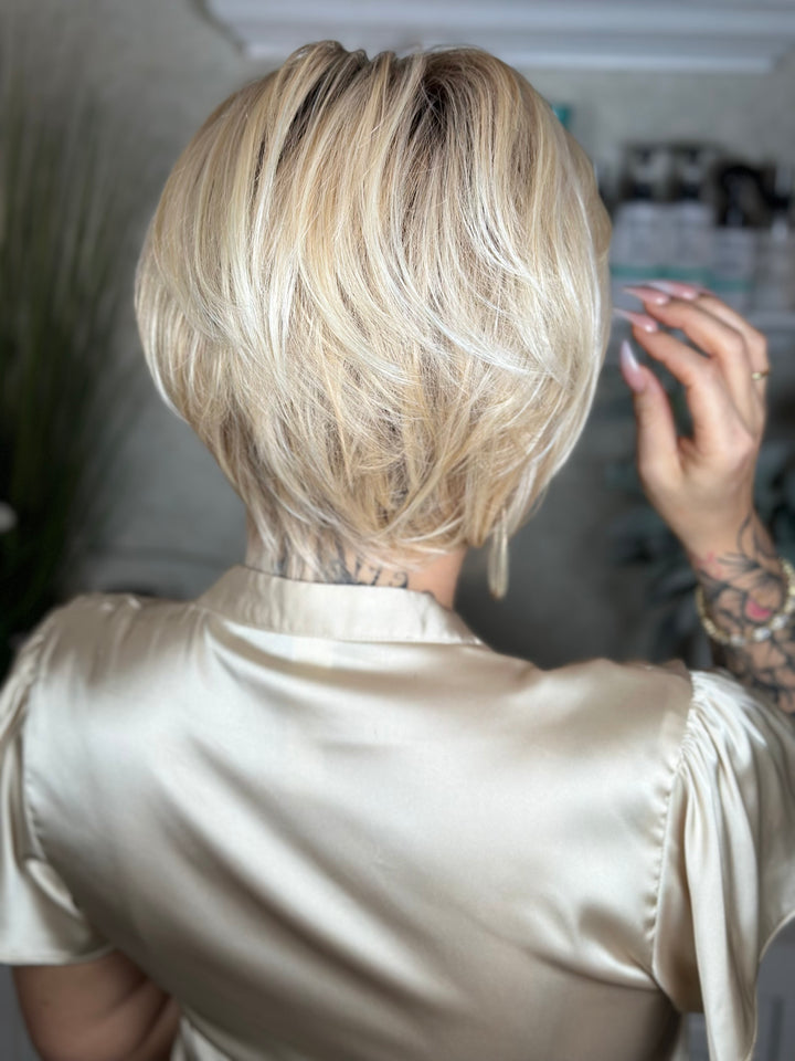 PRECIOUS MOMENT - Frosted Honey Blonde