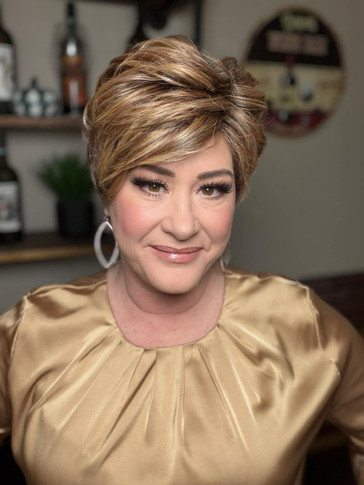 FEELING FAB - Toasted Almond