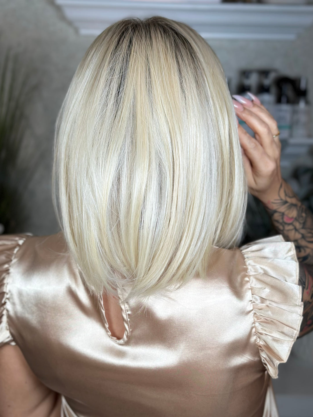 SHOW STOPPER - Hollywood Blonde