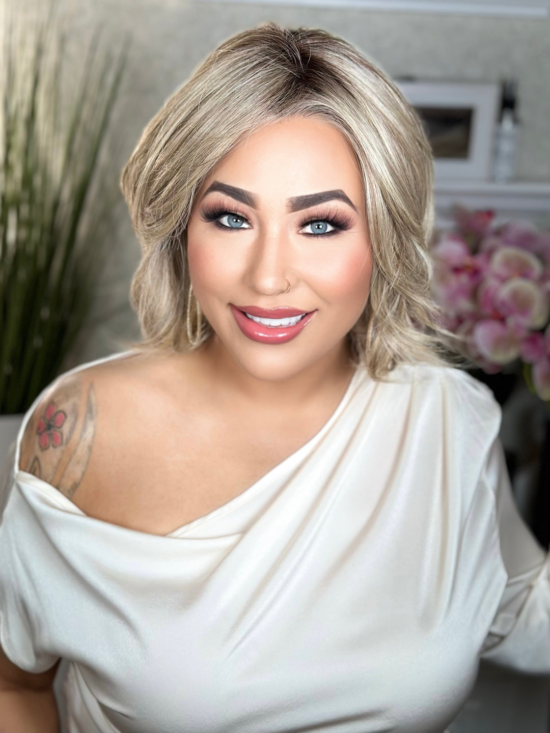 THE JULIE - Broadway Blonde