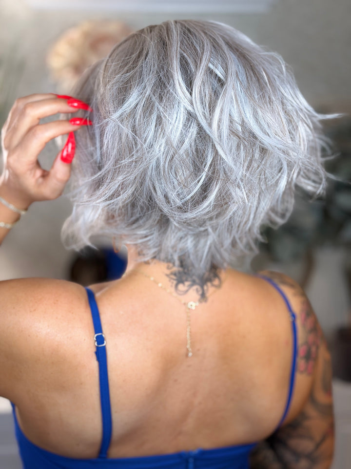 BOLD MOVE - Burnished Grey
