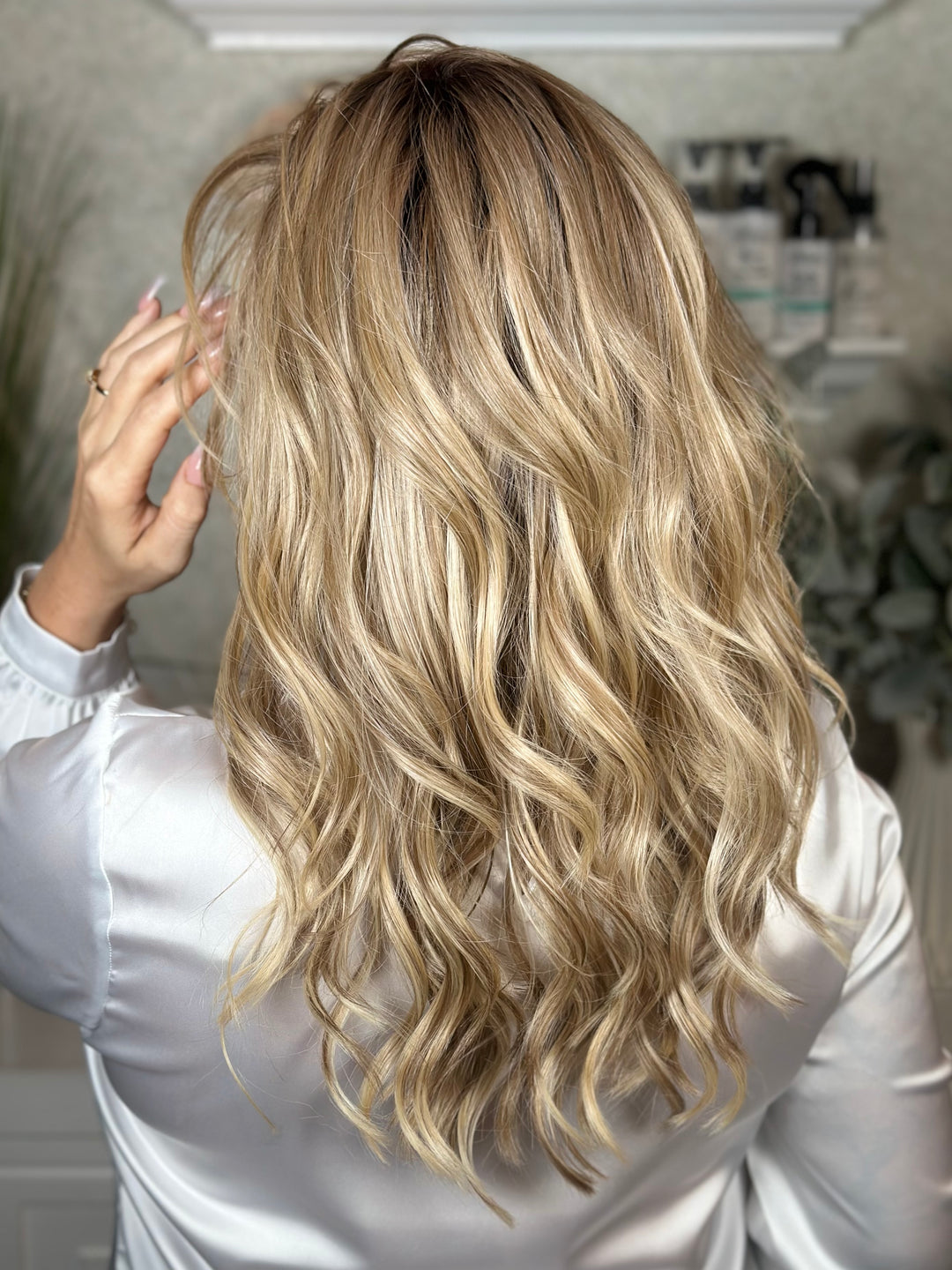WINNERS CIRCLE - Sunlit Beige Blonde